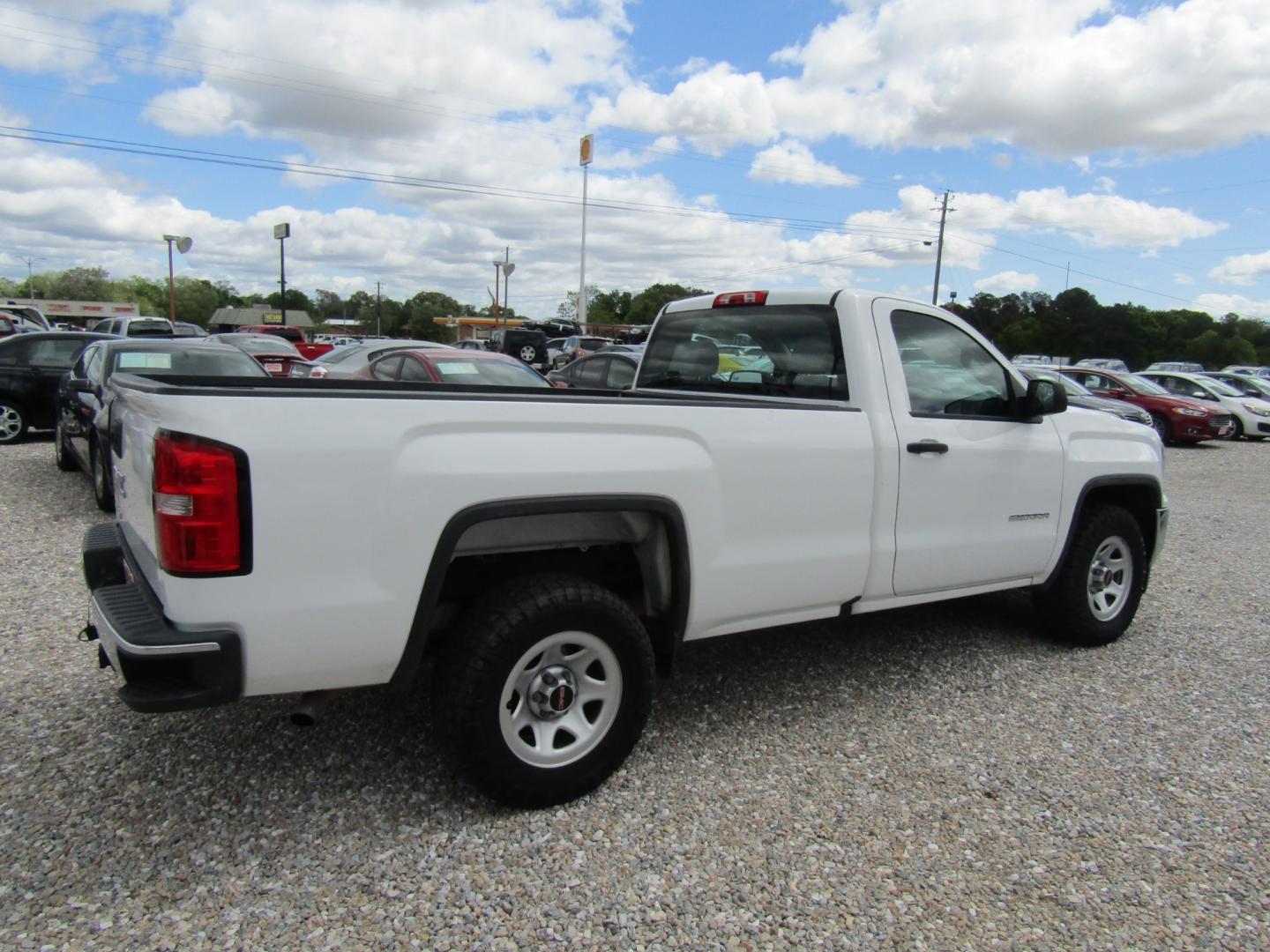 2017 White /Gray GMC Sierra 1500 (1GTN1LEC2HZ) , Automatic transmission, located at 15016 S Hwy 231, Midland City, AL, 36350, (334) 983-3001, 31.306210, -85.495277 - Photo#6